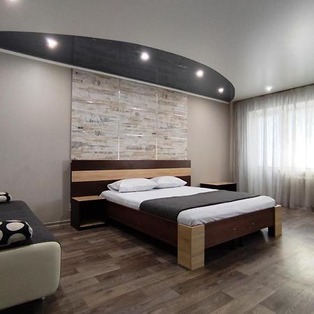 Люкс В Центре Металлургов 31 Kr Apartments Кривой Рог Экстерьер фото