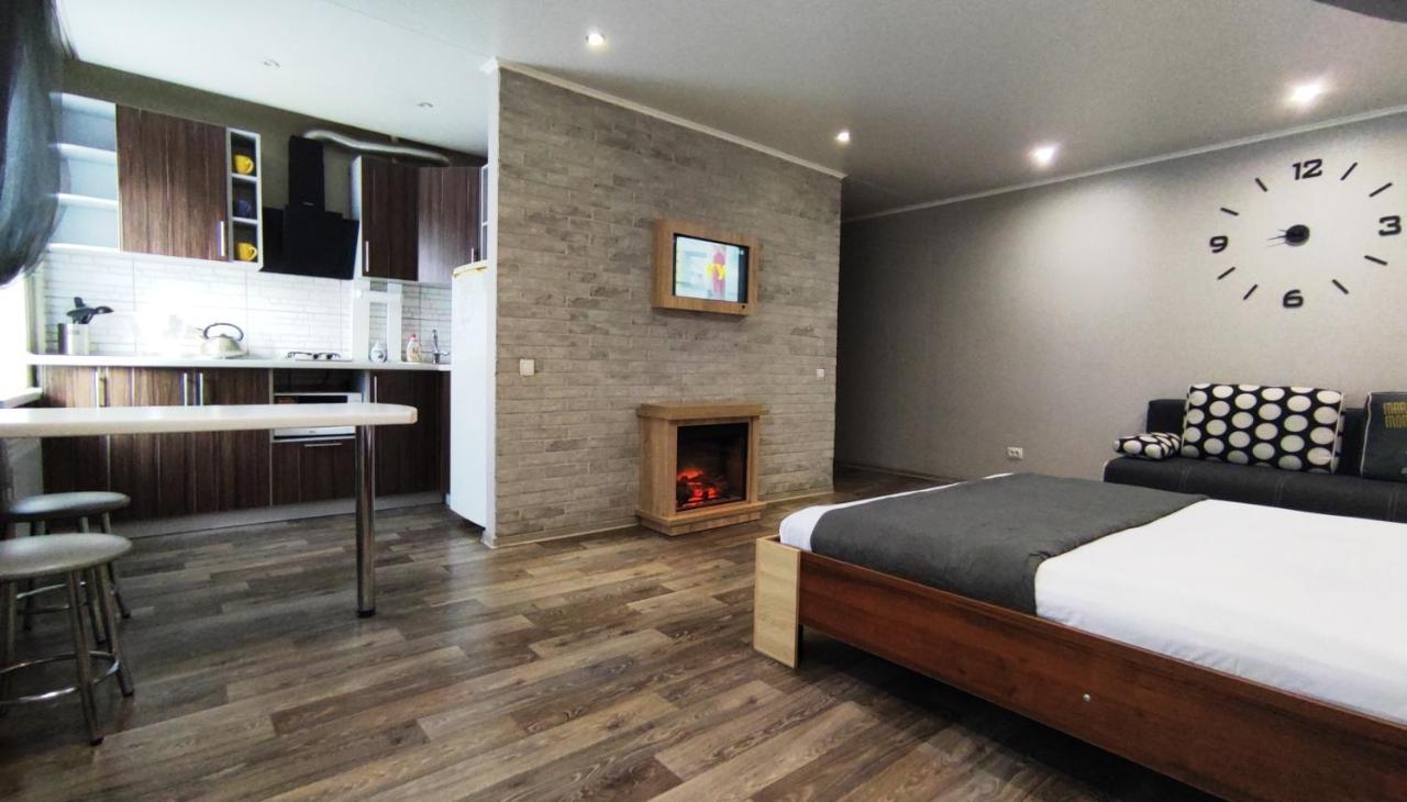 Люкс В Центре Металлургов 31 Kr Apartments Кривой Рог Экстерьер фото