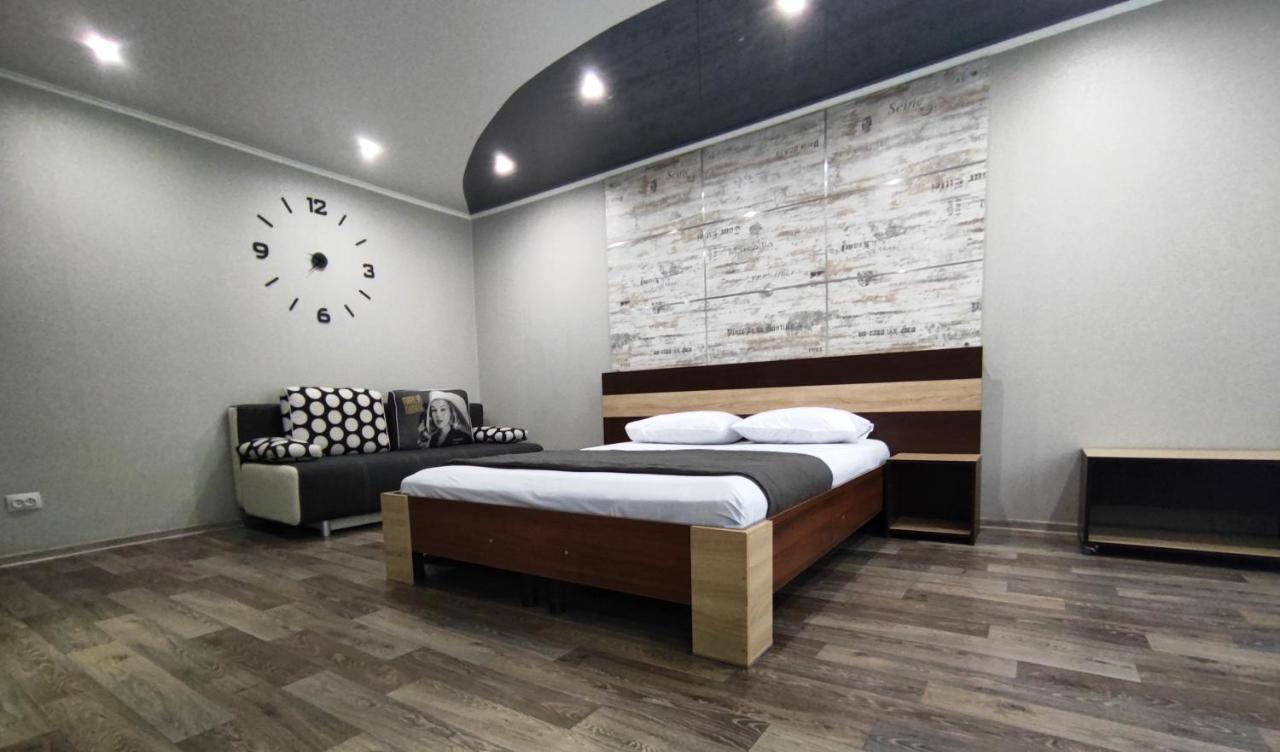 Люкс В Центре Металлургов 31 Kr Apartments Кривой Рог Экстерьер фото