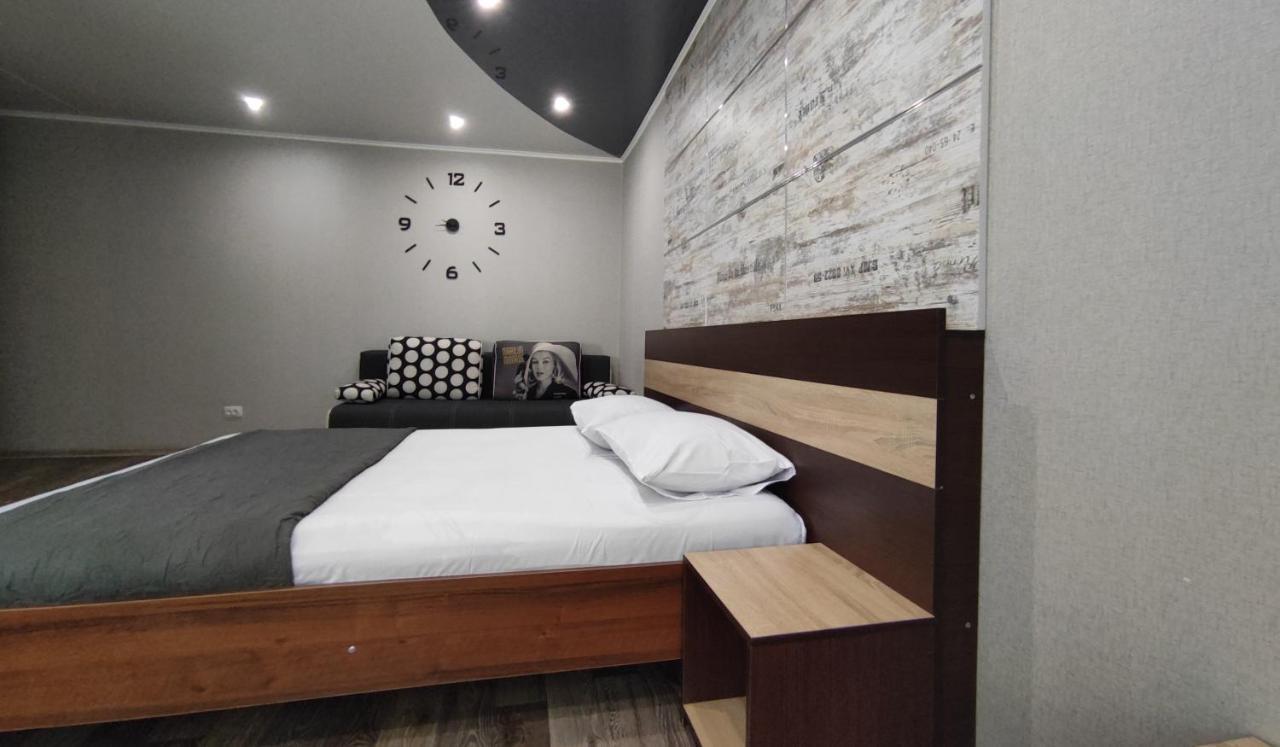 Люкс В Центре Металлургов 31 Kr Apartments Кривой Рог Экстерьер фото
